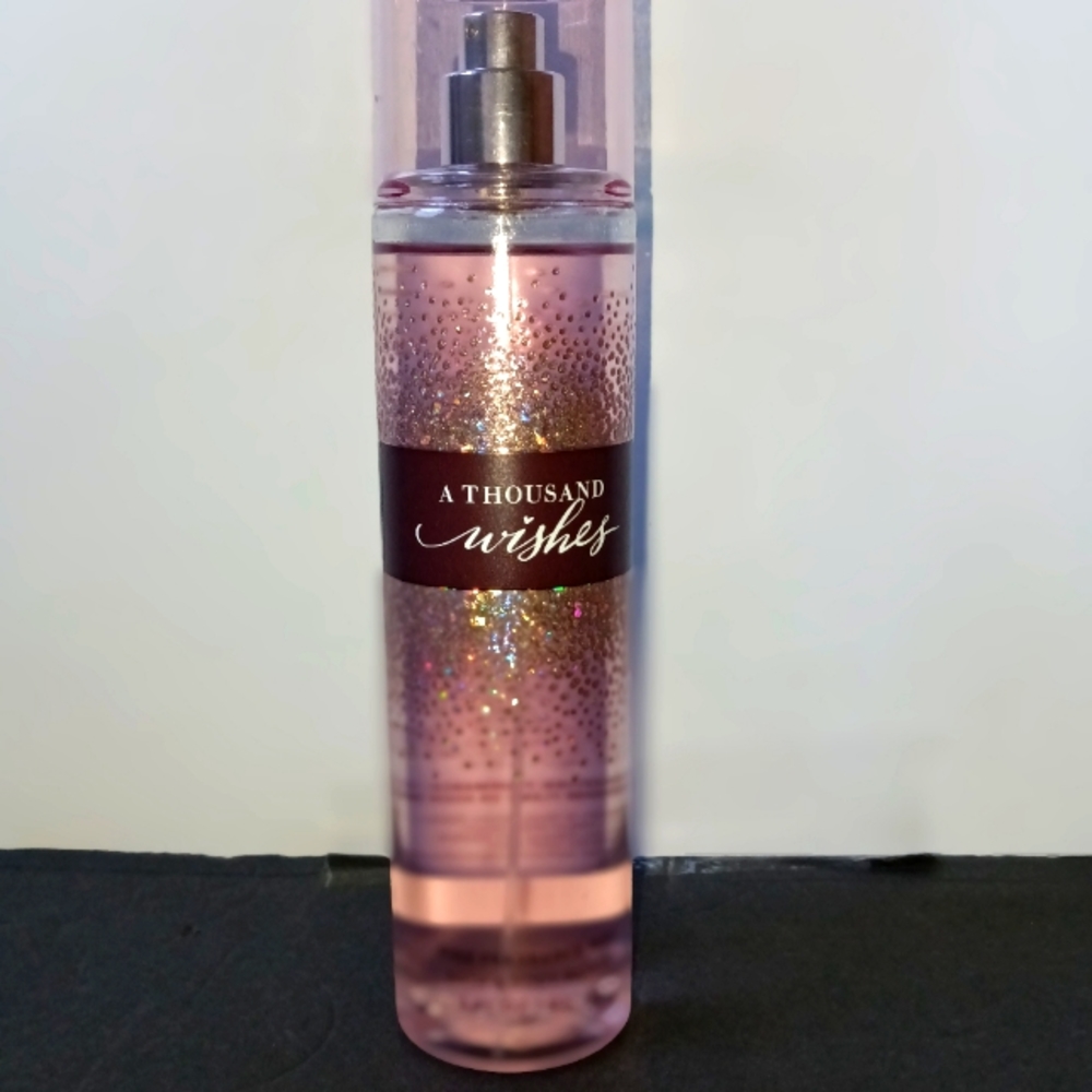 Bath & Body Works a thousand wishes body mist